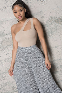 ONE SHOULDER CROSSOVER TANK BODYSUIT